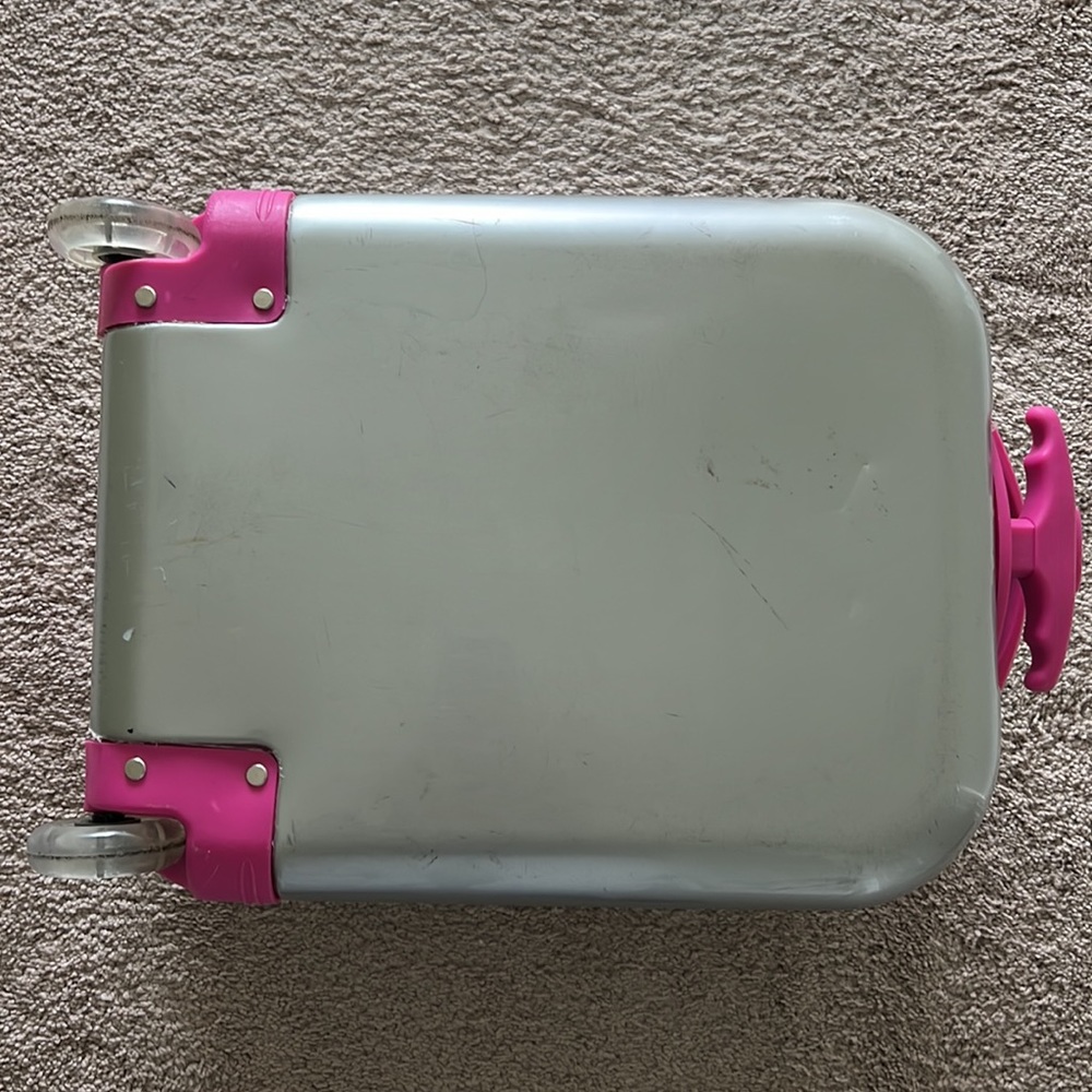 Hello kitty suitcase - Picture 2 of 5